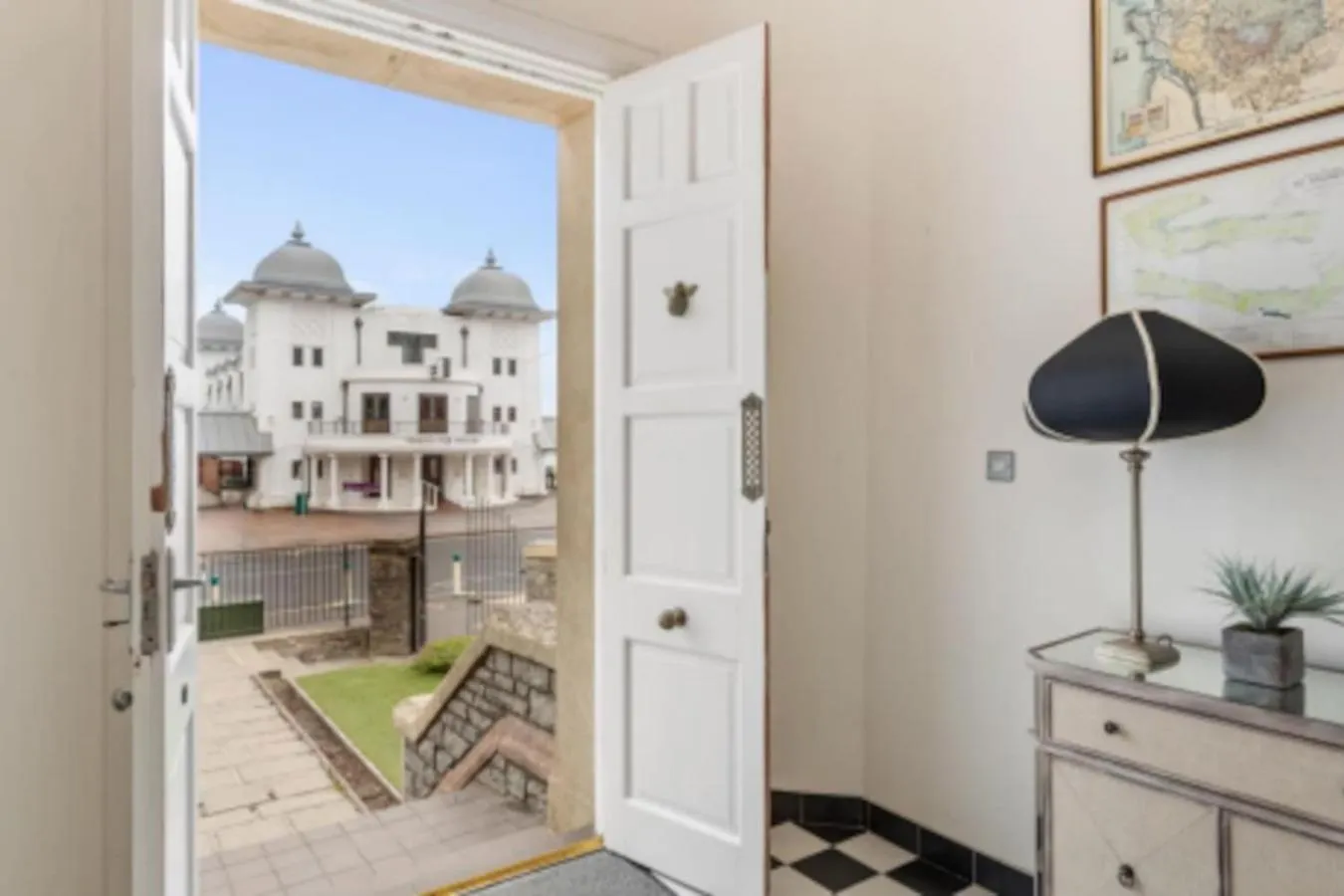 Balmoral Quays - Elegant Seaview Apartment With Garden-Penarth Pier Cardiff